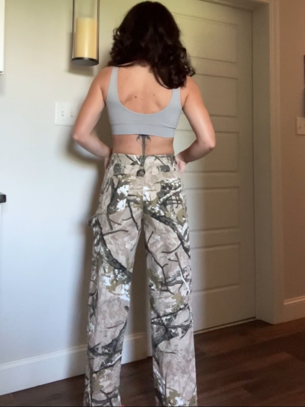 SHEIN Beige Camo Wide-Leg Cargo Jeans - Picture 5 of 5